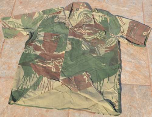 Original RHODESIAN ARMY CAMOUFLAGE SHIRT SHORT SLEEVES - rare military Rhodesiana in top condition