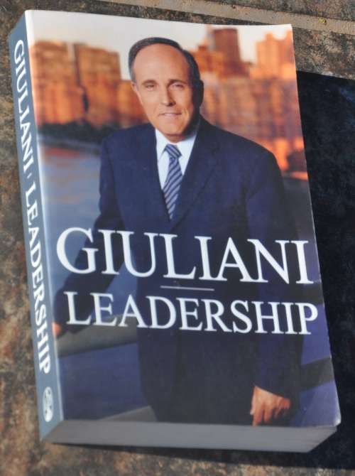 Crazy R1 No Reserve Auction - LEADERSHIP by RUDOLPH W. GIULIANI