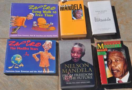 VALUABLE JOB LOT OF COLLECTIBLE MANDELA BOOKS IN ENGLISH (view photo and read text)