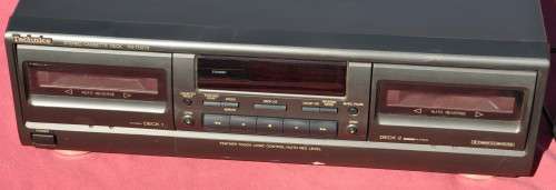 TECHNICS DOUBLE TAPE DECK - fully functional, very well looked after