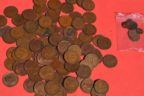 AMOST ONE KILO OF SAU PENNIES 1920s-1960 - many of them EF and UNC - plus extras for free