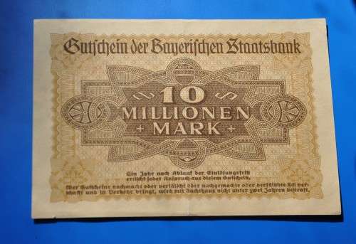DEUTSCHES REICH 10 Millionen Mark 1923 Bayerische Staatsbank *UNC* GERMAN EMPIRE/GERMANY