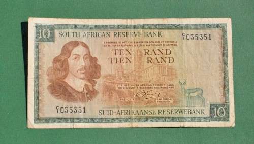 R10 1966, prefix C1 E/A, G Rissik, second issue ***F+ to VF-***