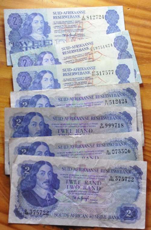 HUGE COLLECTION OF mainly DE JONGH BANKNOTES also Rissik, Stals, de Kock (see listing) 48 banknotes