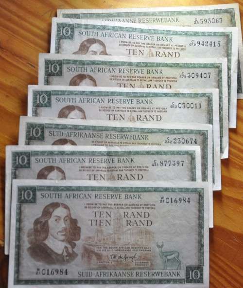 HUGE COLLECTION OF mainly DE JONGH BANKNOTES also Rissik, Stals, de Kock (see listing) 48 banknotes