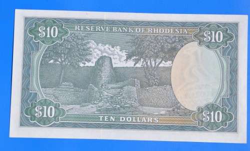 RHODESIA 10 Dollars January 1979, prefix J/66, Watermark Zim Bird ***UNC***