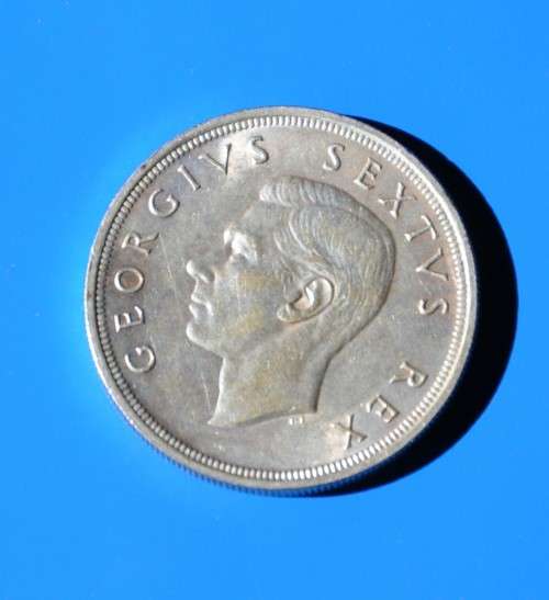 5 SHILLINGS 1952 CROWN 50% Silver S5  ***UNC*** numismatic opportunity and lucrative investment
