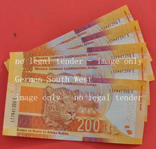 R200 2019 prefix LT, Var, L Kganyago, 1st issue ***UNC*** 5 consecutive banknotes available