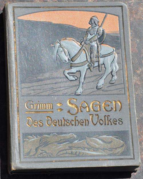 VINTAGE DEMANDING FAIRY TALE BOOK in German (~1910) - rare collectible in fabulous condition