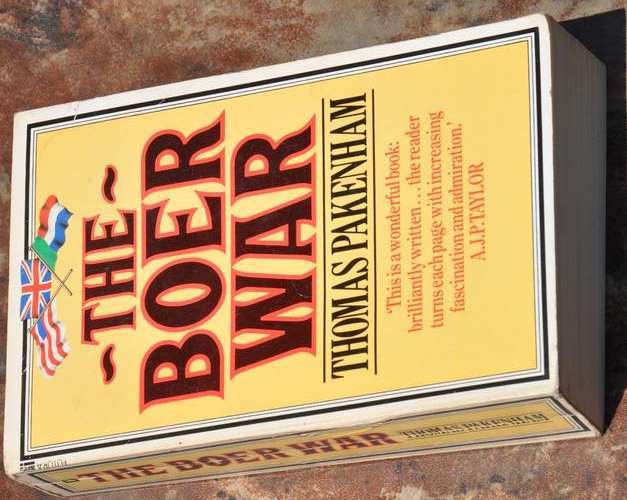 THE BOER WAR Pakenham - BRILLIANT AFRICANA COLLECTIBLE