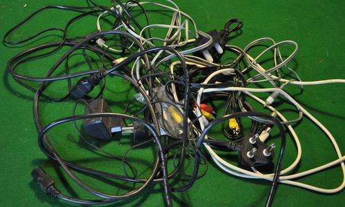 LOT CONSISTING OF PLUGS, CABLES AND CORDS