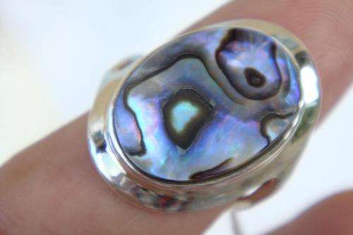ABALONE & GENUINE 925 STERLING SILVER RING