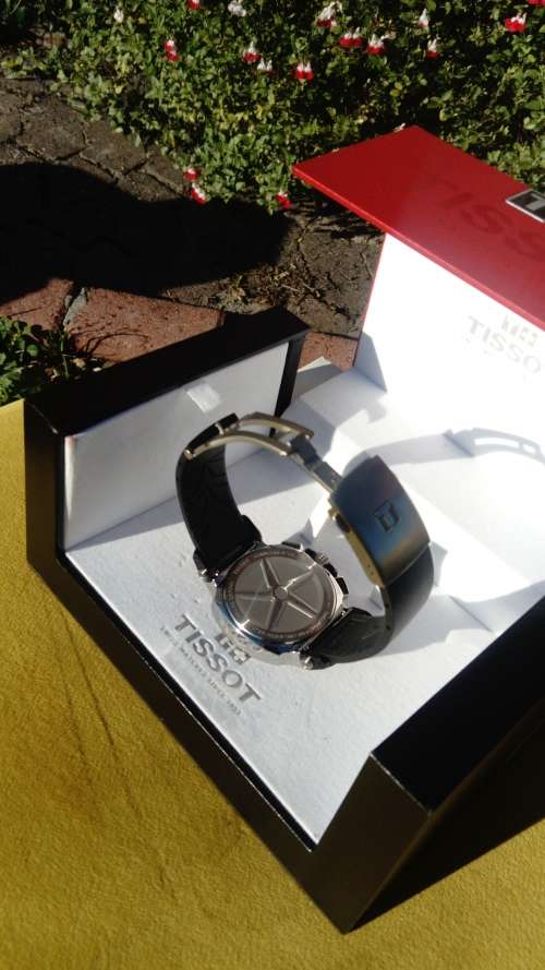Tissot T-race