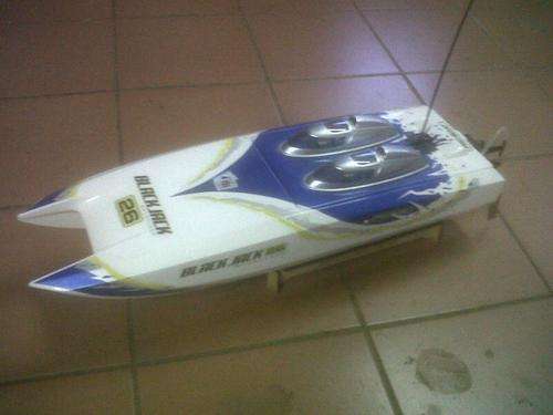 PRO-BOAT Blackjack 26 Brushless Catamaran