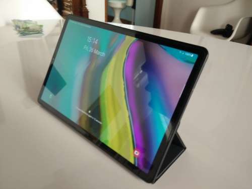 Samsung Galaxy Tab S5e LTE + pogo charging dock + original book cover