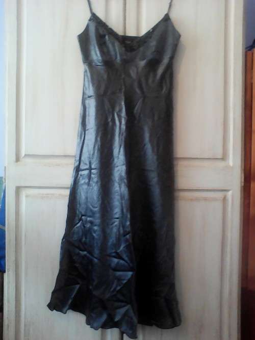 GORGEOUS GREY EVENING DRESS (SIZE 12/36 'HIP HOP')