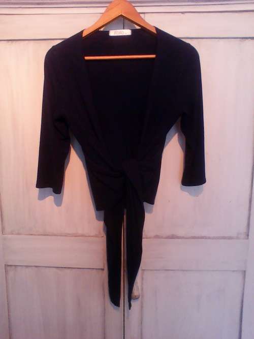 NAVY BLUE WRAP TOP (SIZE 10/34 'XOXO')