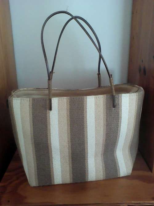 GORGEOUS STRIPED BAG