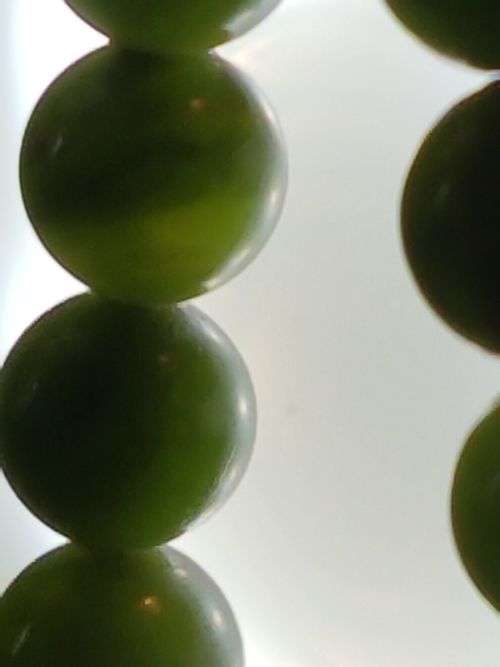 Rare Vintage Chinese Imperial Emerald Green Jade (Jadeite) Bead Necklace