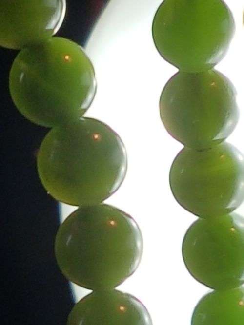 Rare Vintage Chinese Imperial Emerald Green Jade (Jadeite) Bead Necklace