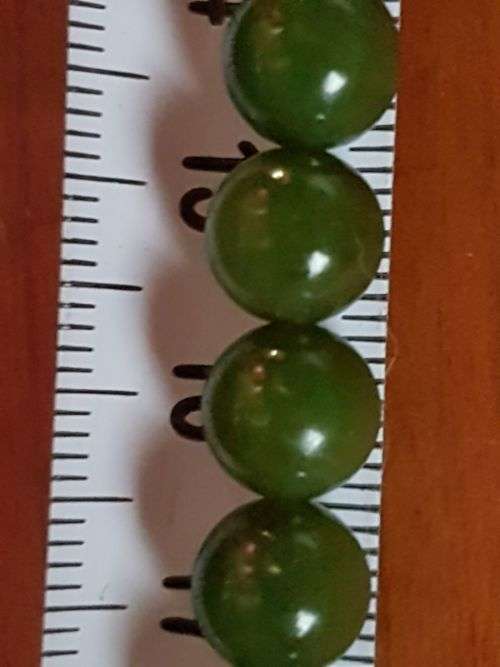 Rare Vintage Chinese Imperial Emerald Green Jade (Jadeite) Bead Necklace