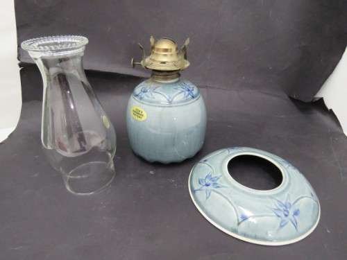Stylish Vintage Ceramic Pottery Kerosene/Paraffin/Oil Lamp with Shade (Blue)