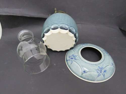 Stylish Vintage Ceramic Pottery Kerosene/Paraffin/Oil Lamp with Shade (Blue)