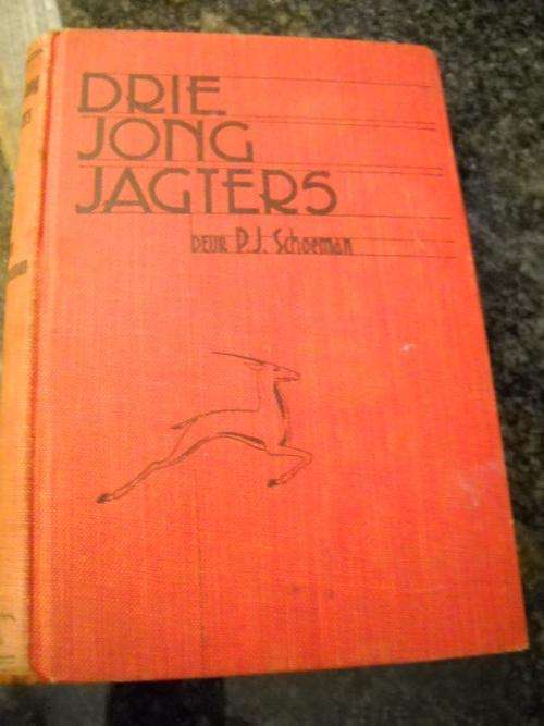 Drie Jong Jagters - by P.J. Schoeman