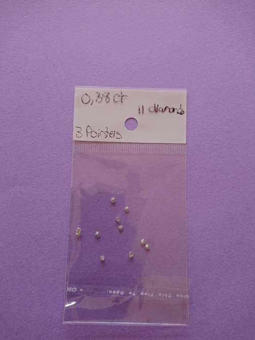 0.38ct natural diamonds 3 pointers 11 stones