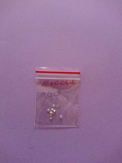 0.4ct natural diamonds 4 pointers 10 stones
