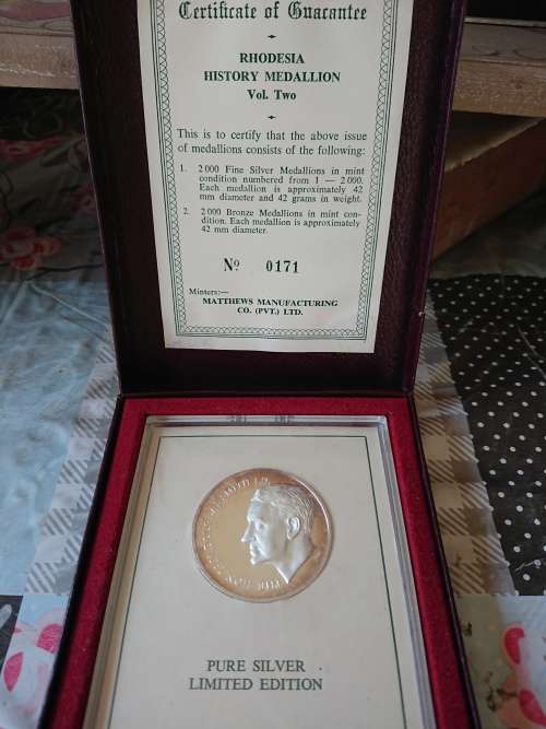 RHODESIA HISTORY MEDALLION 42 GRAMS PURE SILVER