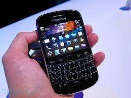 Blackberry bold touch 9900 excellent condition