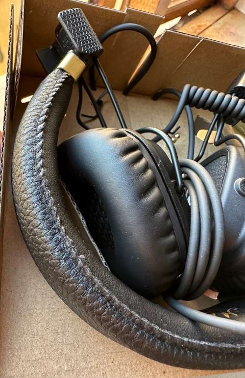 Marshall Major 2 Headphones. Brand New