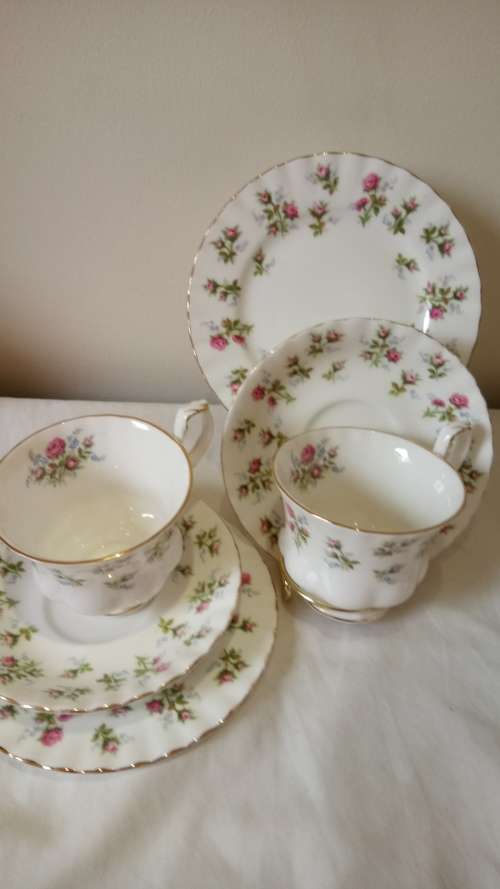 ROYAL ALBERT - WINSOME