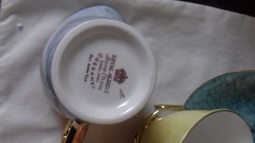 ROYAL ALBERT - GOSSEMER