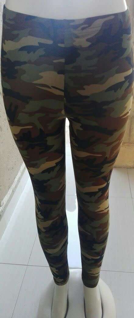 CAMO LEGGINGS/TIGHTS
