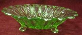 Art Deco Vintage Green Pressed Glass Small Three-Legged Bowl - 1930's