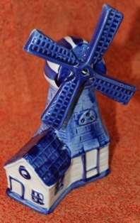 Porcelain Windmill (+-15cm)