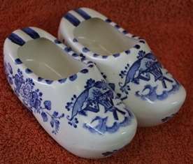 Porcelain Decorative Shoes (+-13cm)