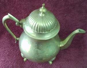 Copper kettle (+-19cm)