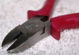 DIAMOND BRAND ELECTRICIAN S PLIERS