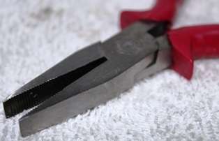 DIAMOND BRAND ELECTRICIAN S PLIERS