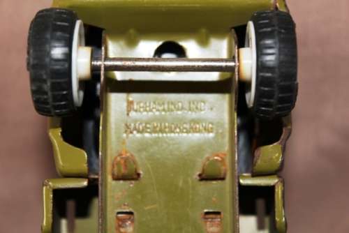 Tin Truck - US Army - Durgham Inc - Made in hong Kong - 13 cm