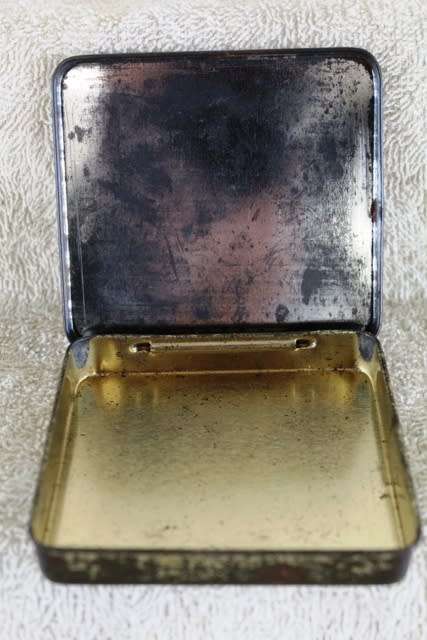 Collectible Tin Camel Filters Cigarette Tin  - 9 x 8 x 1.5 cm