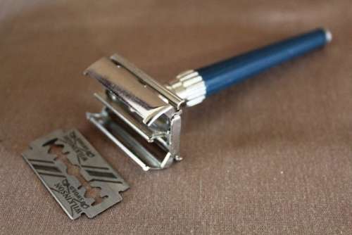 Gillette G2000 (2. generation Slim Twist), 1st quarter 1987