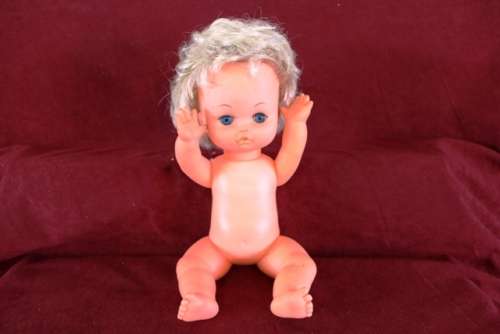 Toys - Doll +- 25cm / Blond eyes opens and close Rubber