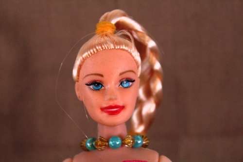 Doll' s - Barbie Like Doll /  Blond hair