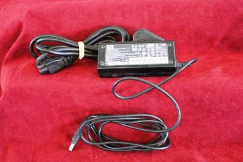 HP Laptop charger - 18.5v output (3.5A) 65w