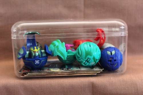 Bakugan Balls x 7 plus cards