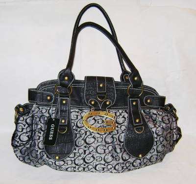 ( JUST INN )Stunning and Brand New - Ladies Guess Bag